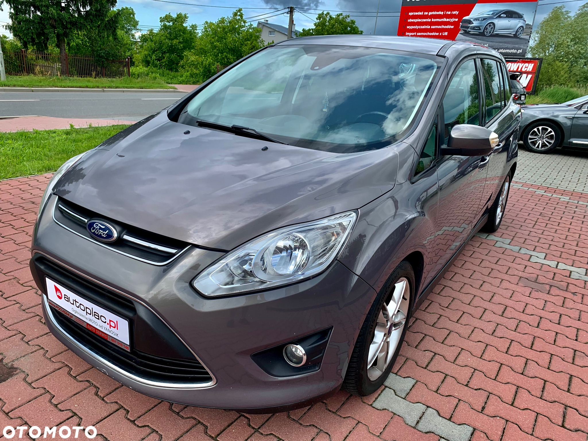Ford Grand C-MAX - 13