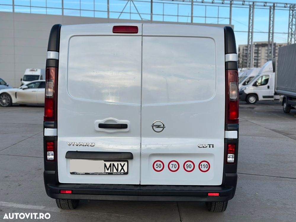 Opel Vivaro - 4