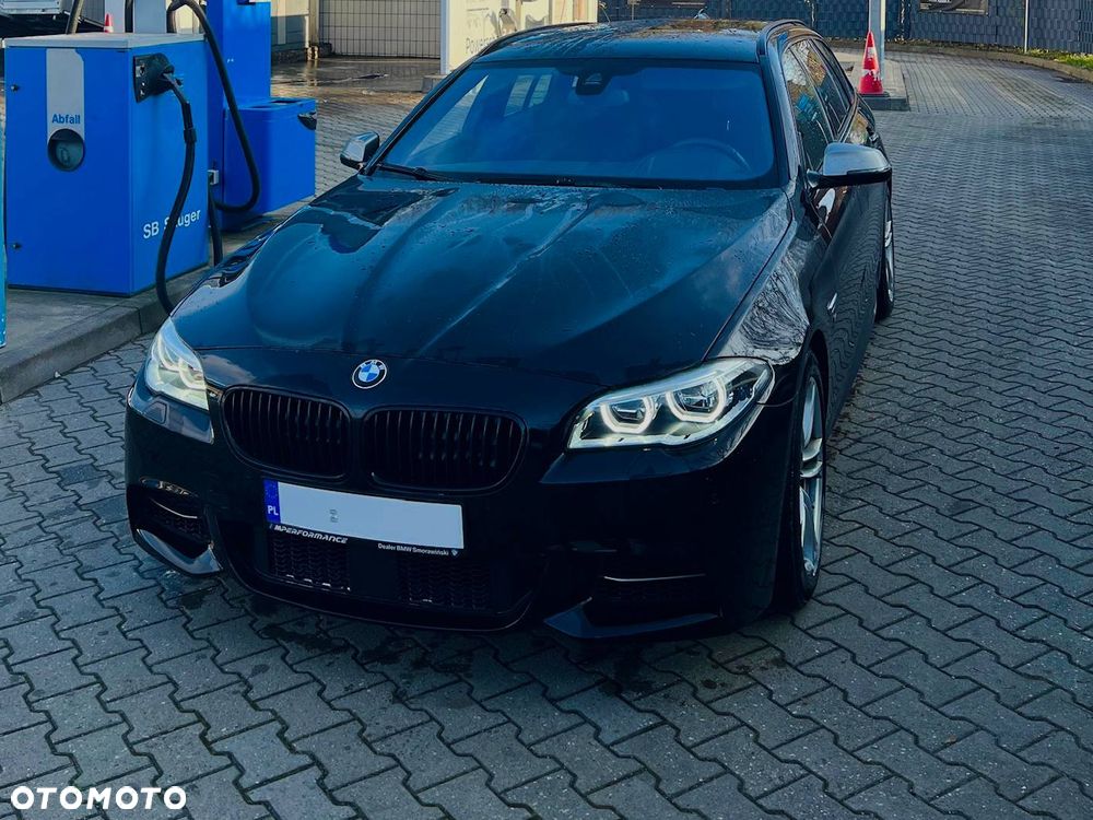 BMW Seria 5 M550d xDrive Sport-Aut - 11