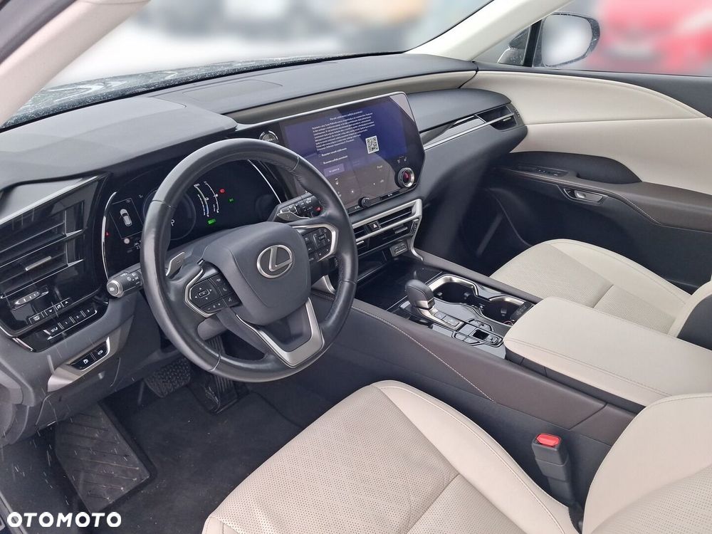 Lexus RX 450h+ Prestige - 10