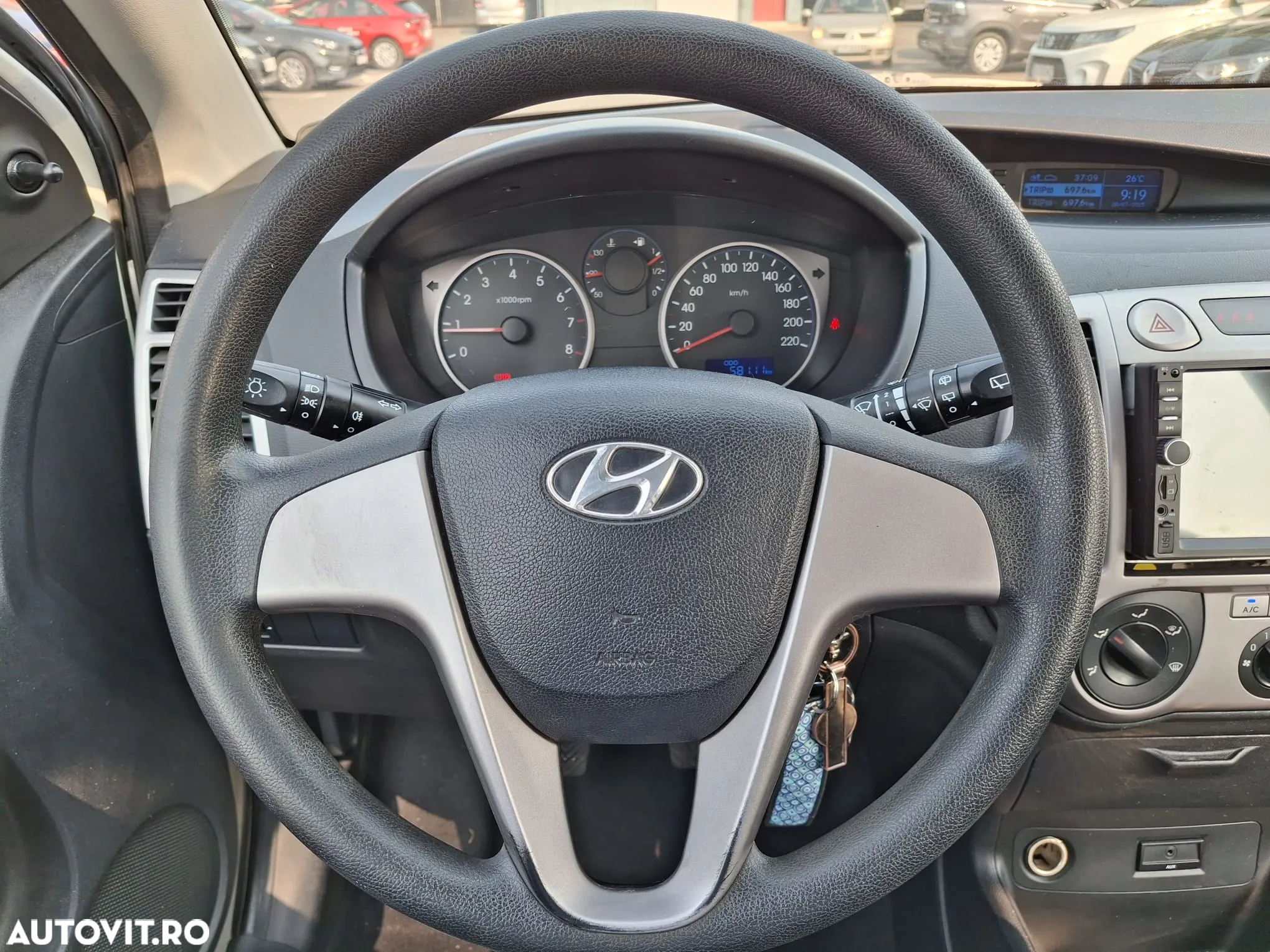 Hyundai i20 1.2 Economy - 11