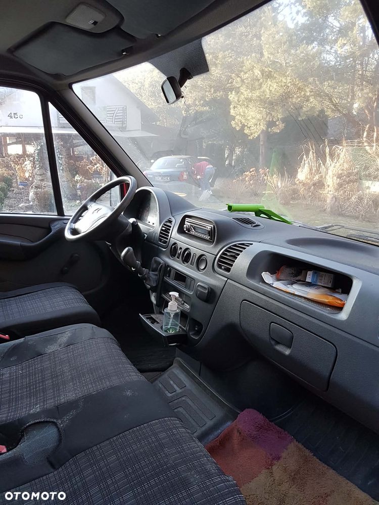 Mercedes-Benz Sprinter - 7