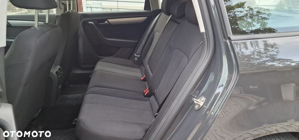 Volkswagen Passat 2.0 TDI 4Motion Comfortline - 14