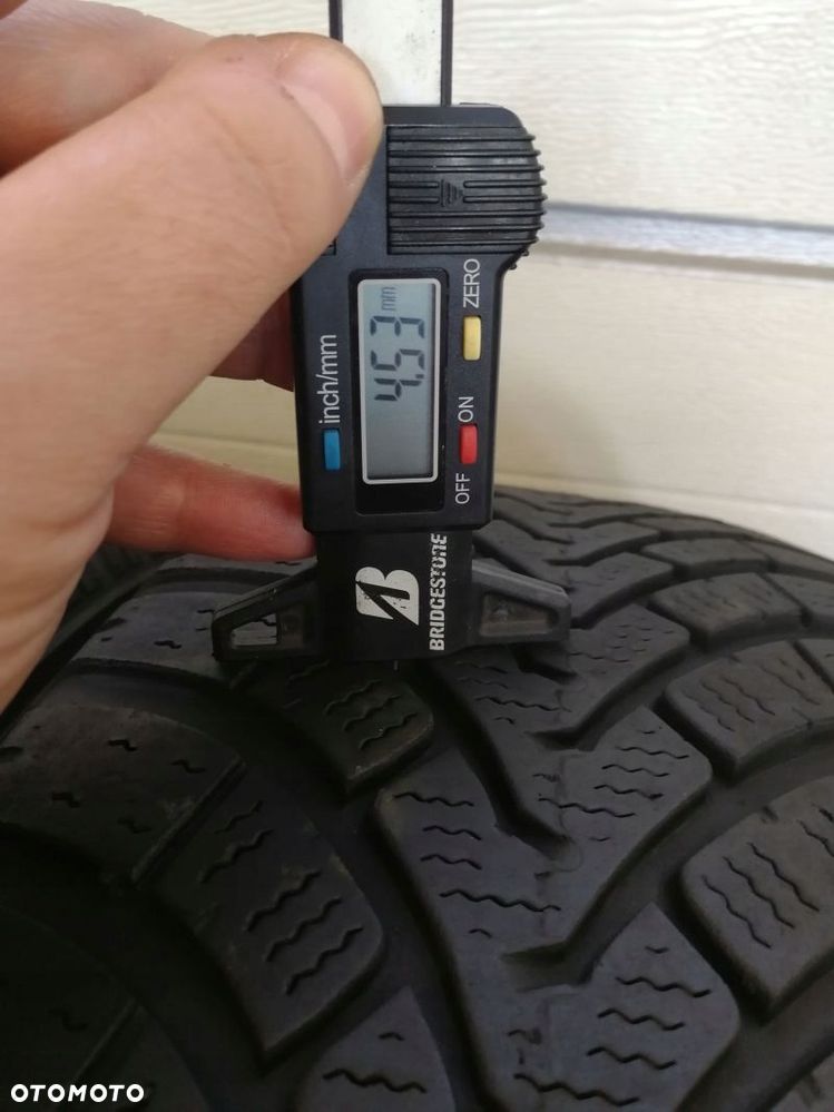 Opony zimowe 215/65 R 17 Falken Eurowinter HS01 SUV - 5