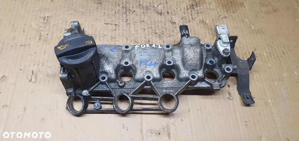 Pokrywa osłona silnika zaworów VW FOX 1.2 03D103475E - 1