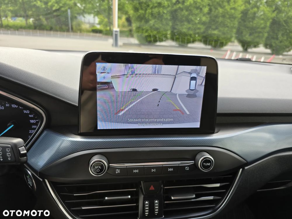 Ford Focus 1.5 TDCi Titanium ASS PowerShift - 25