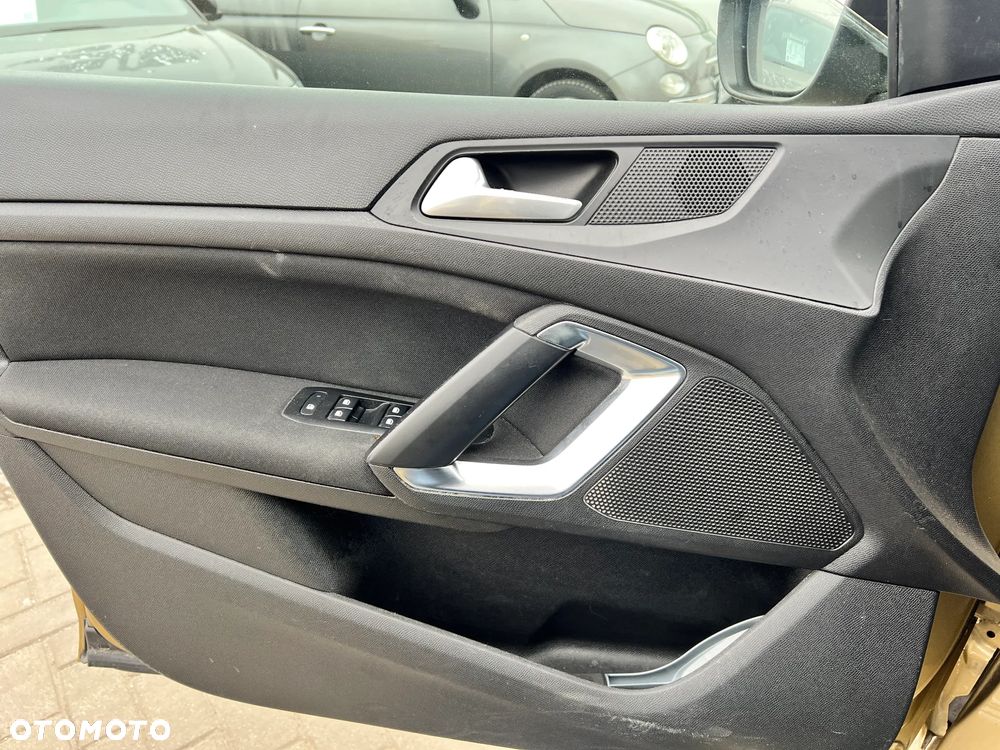 Peugeot 308 - 19