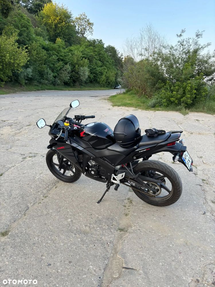 Honda CBR - 1