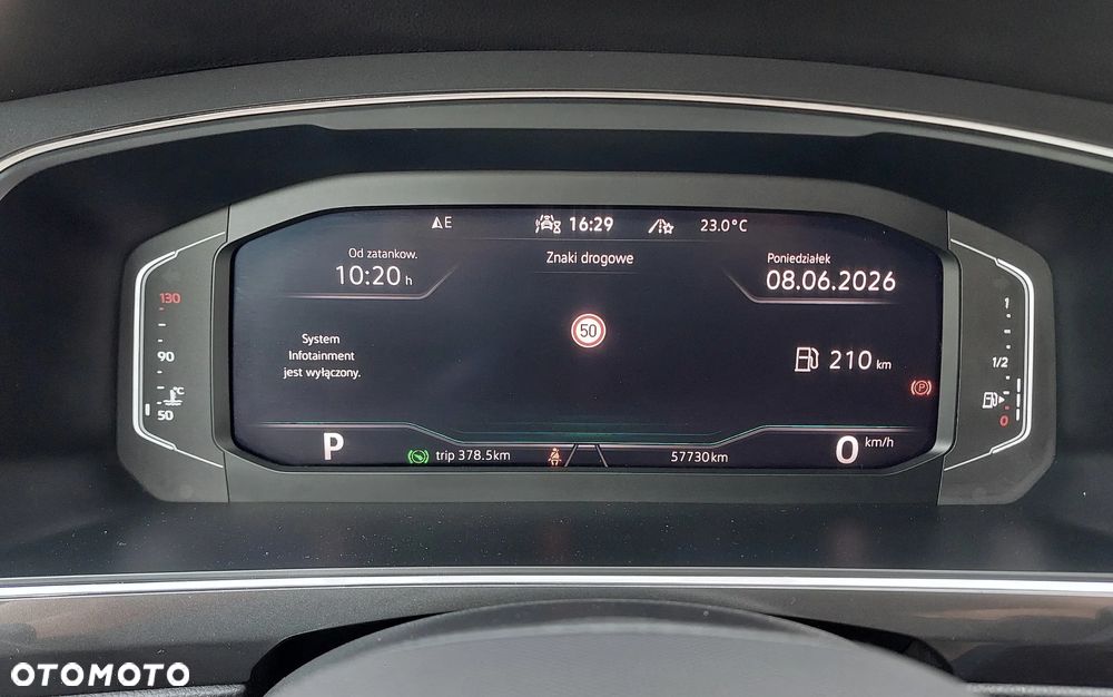 Volkswagen Tiguan - 25