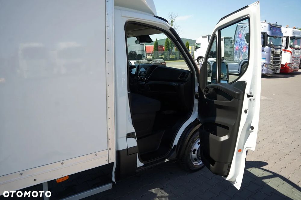 Iveco DAILY 35-160 / KONTENER 4,3 M / WINDA DHOLLANDIA / BLIŹNIAK  /  SPROWADZONY - 37
