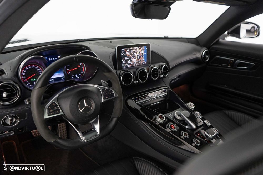 Mercedes-Benz AMG GT S - 21