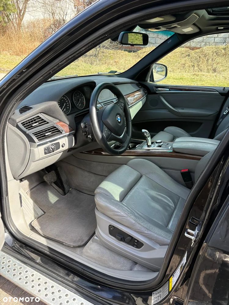 BMW X5 - 25