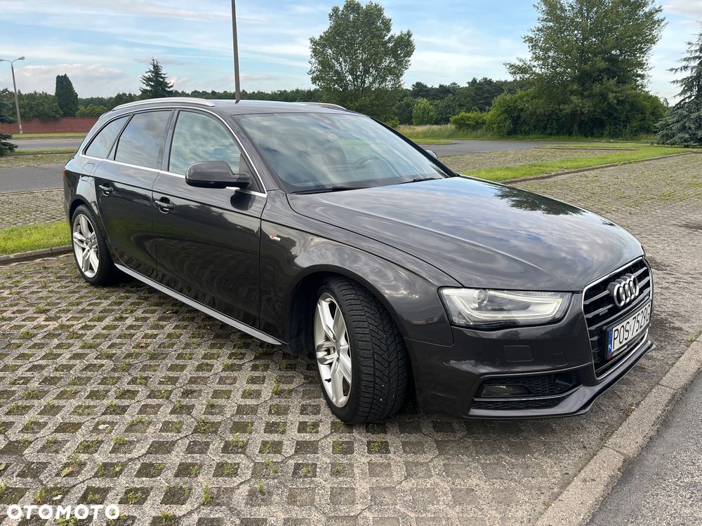 Audi A4 Avant 2.0 TDI DPF quattro S line Sportpaket - 10