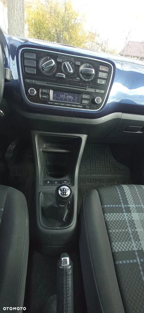 Volkswagen up! - 5