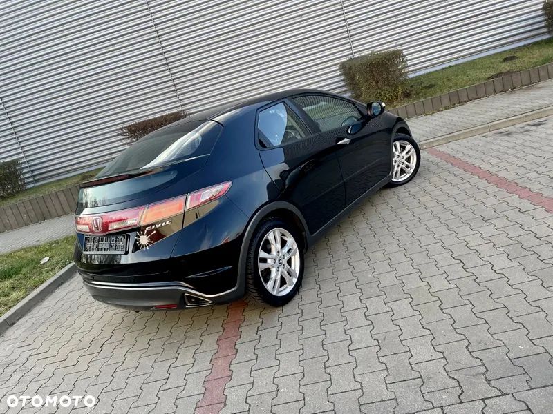 Honda Civic 1.8i-VTEC Sport - 3