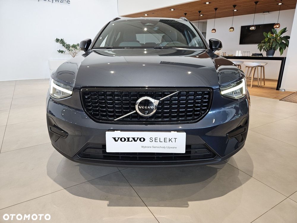 Volvo XC 40 - 3
