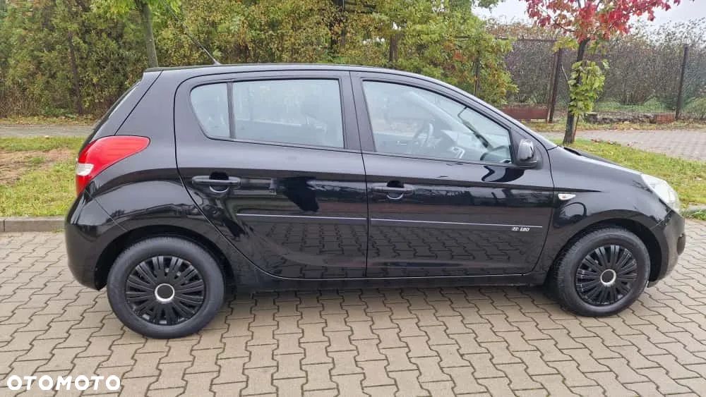 Hyundai i20 1.2 Comfort EU5 - 13