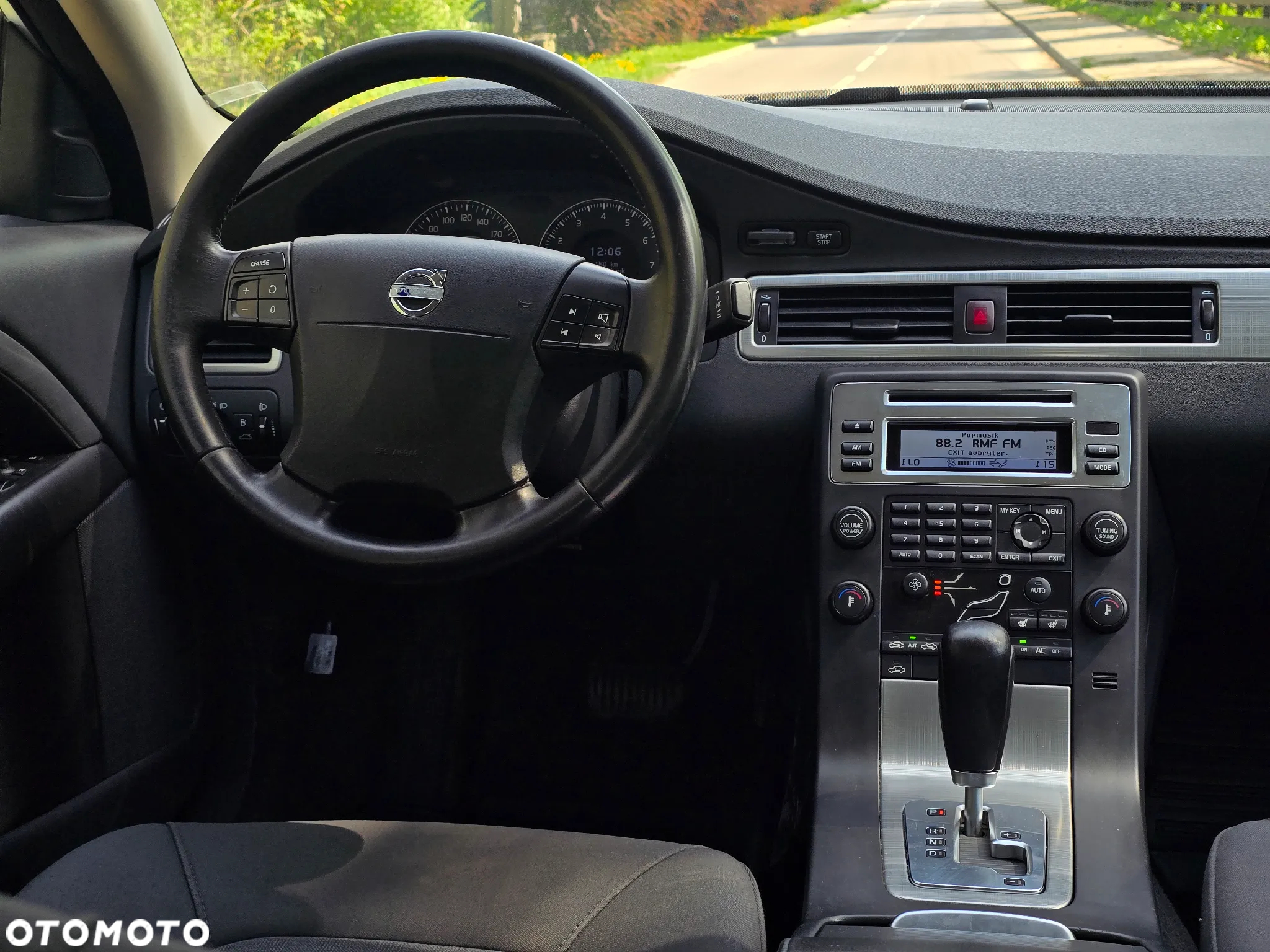 Volvo S80 2.5T Momentum - 24