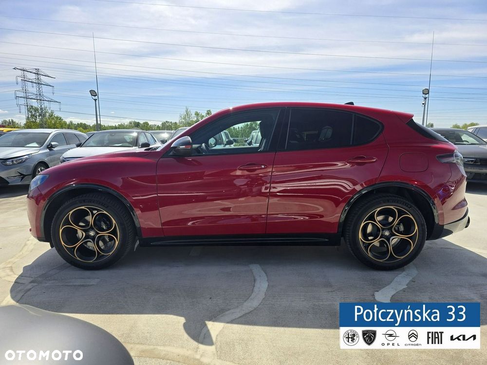Alfa Romeo Stelvio - 11