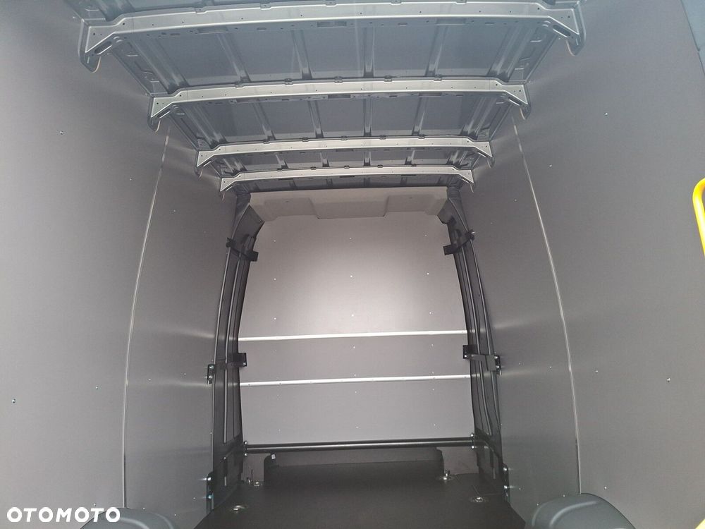 Volkswagen Crafter Brygadówka - 25