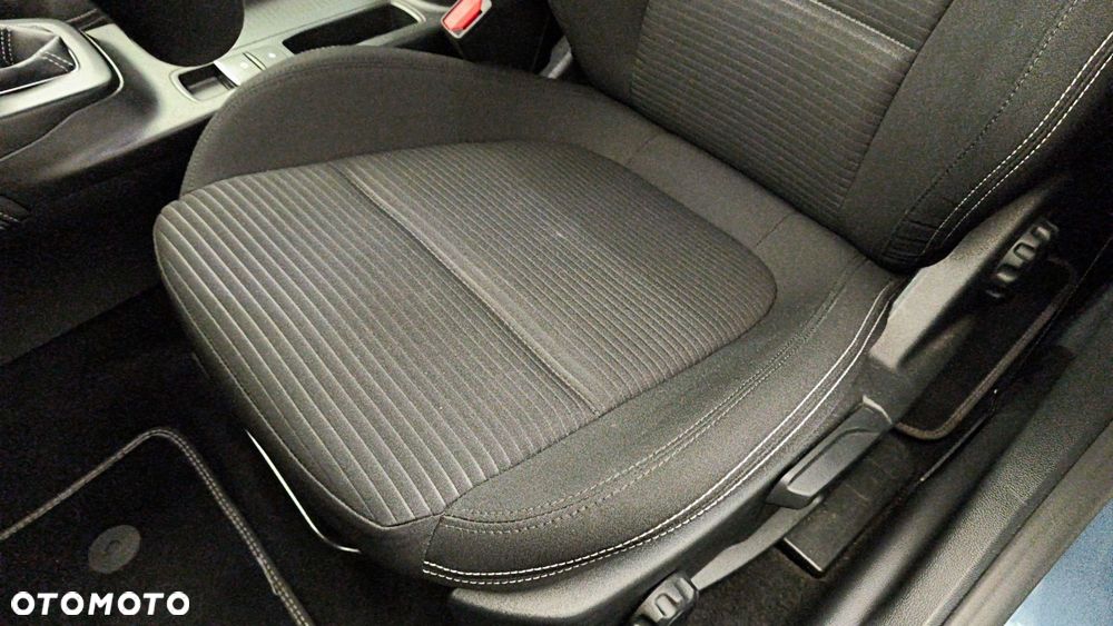 Ford Focus 1.0 EcoBoost mHEV Titanium X - 17
