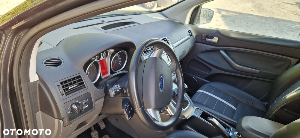Ford Kuga 2.0 TDCi Titanium - 5