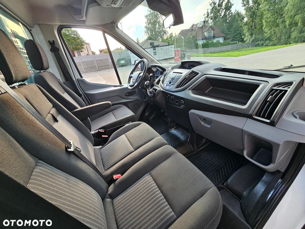 Ford Transit - 7