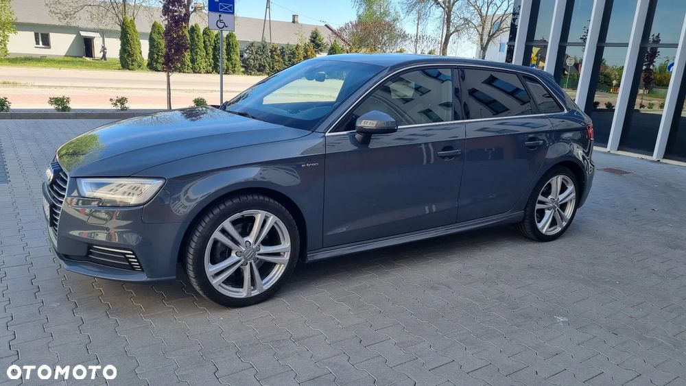 Audi A3 Sportback - 4