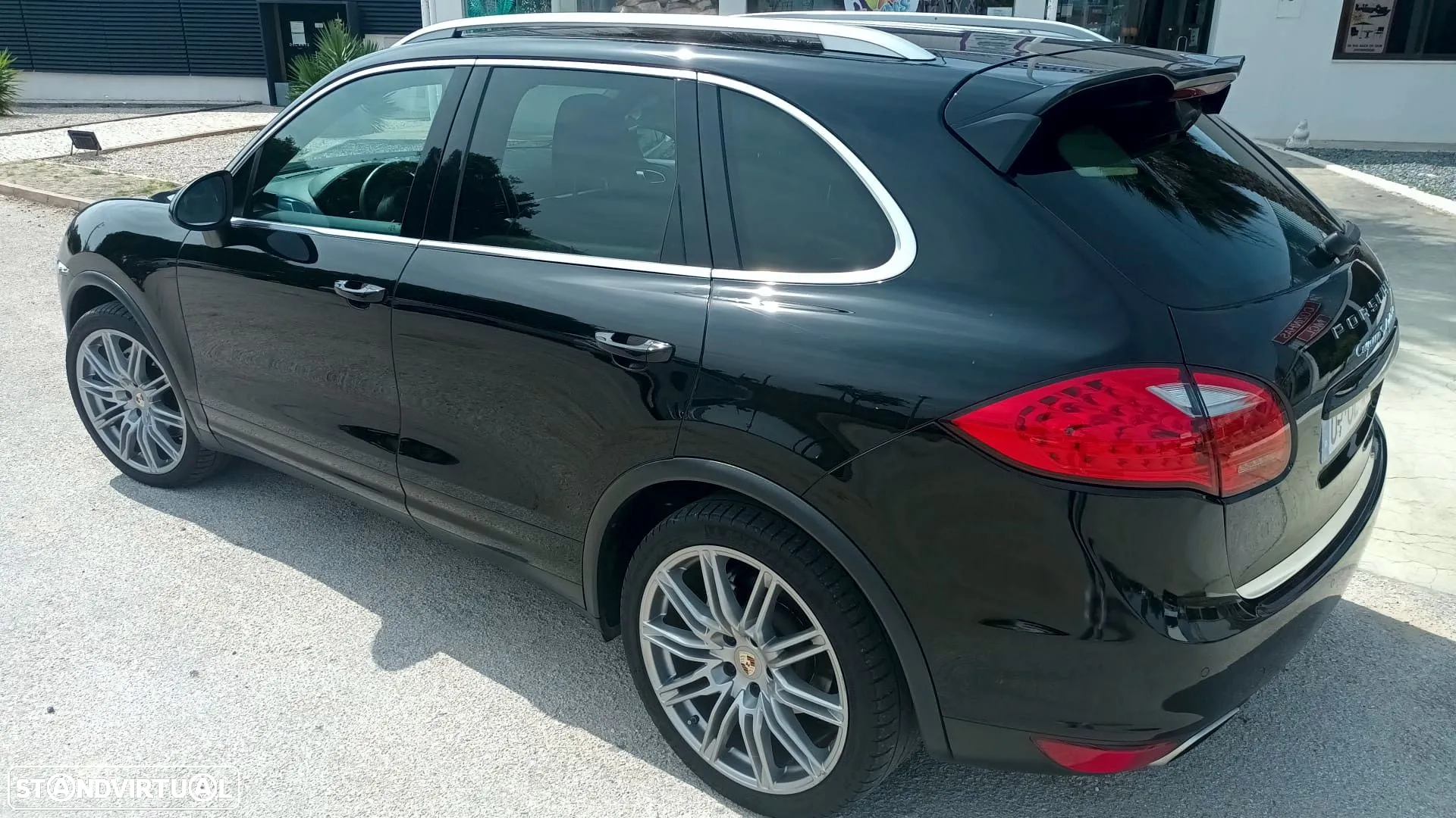 Porsche Cayenne S Hybrid - 6