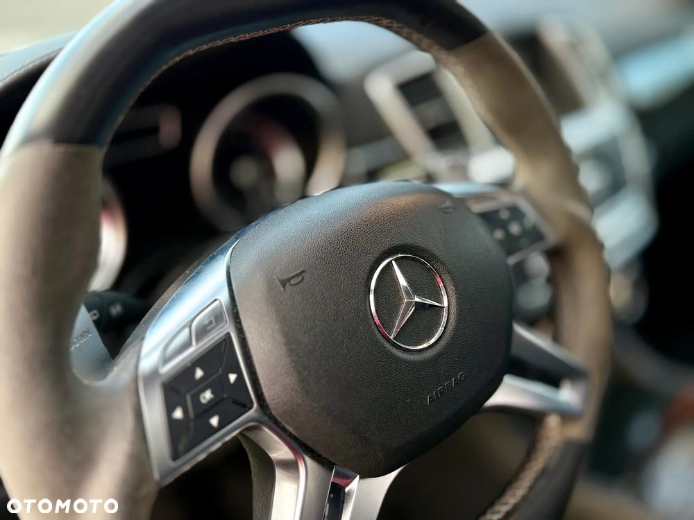 Mercedes-Benz GL - 8