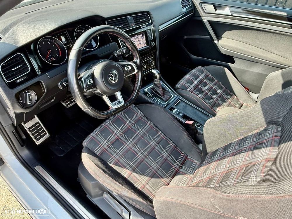 VW Golf 2.0 TSi GTi DSG Performance - 7