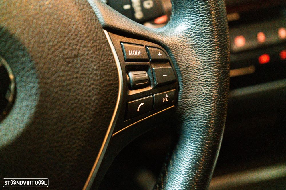 BMW 116 d Line Urban - 22