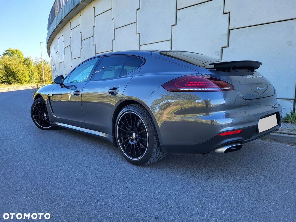Porsche Panamera PDK - 6