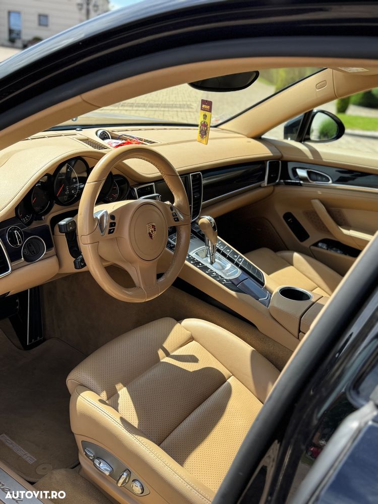 Porsche Panamera 3.0 Tiptronic S - 9