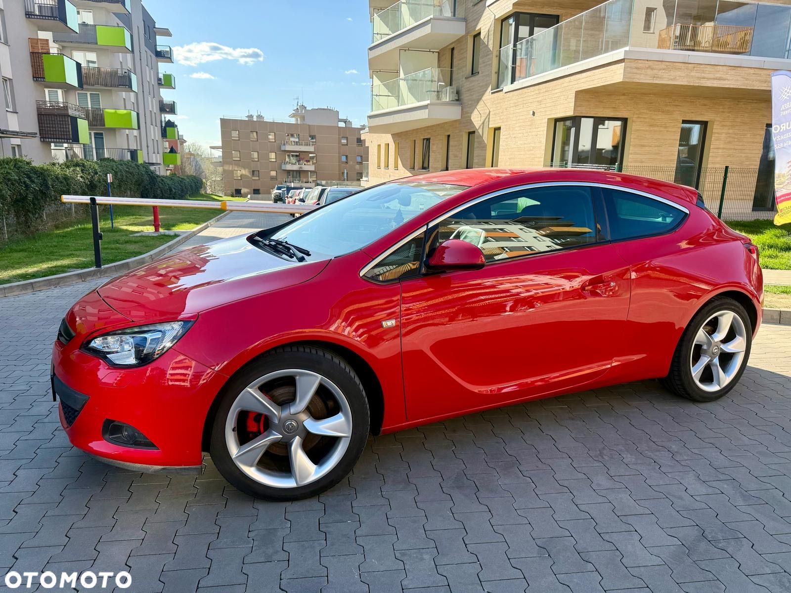 Opel Astra GTC 1.6 Turbo Innovation - 1