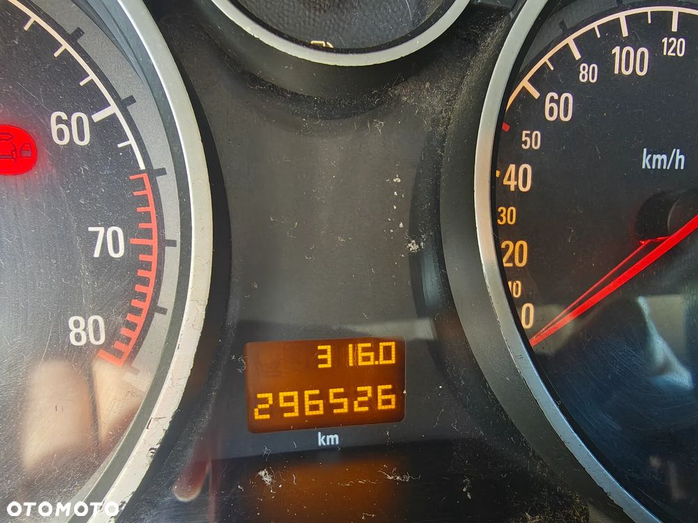 Opel Astra 1.4 - 7