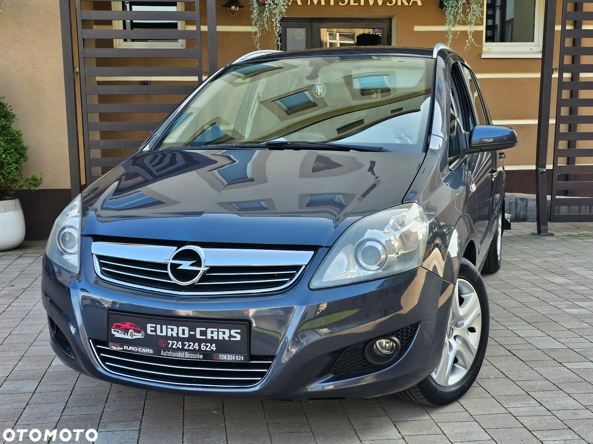 Opel Zafira 1.8 Active - 12