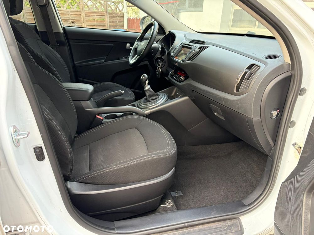 Kia Sportage 1.7 CRDI 2WD Vision - 29