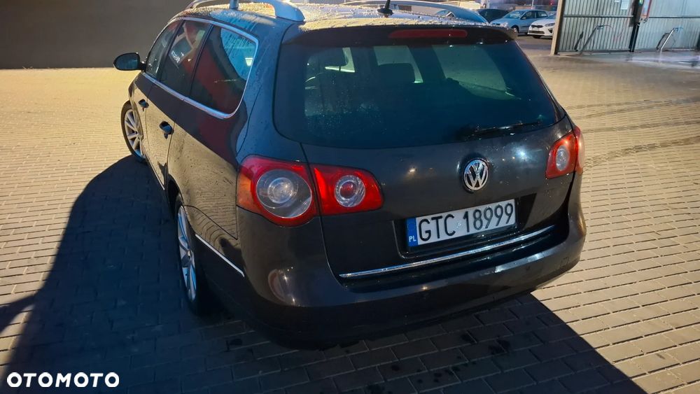 Volkswagen Passat 2.0 TDI DPF DSG Highline - 10