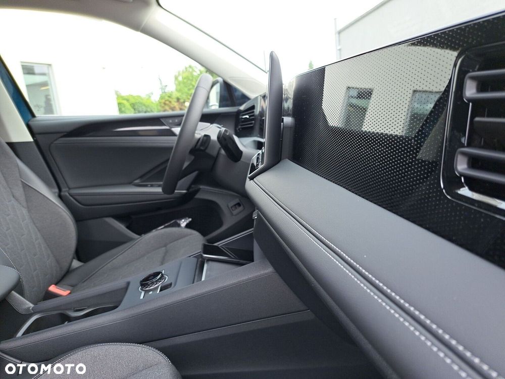 Volkswagen Tiguan - 28