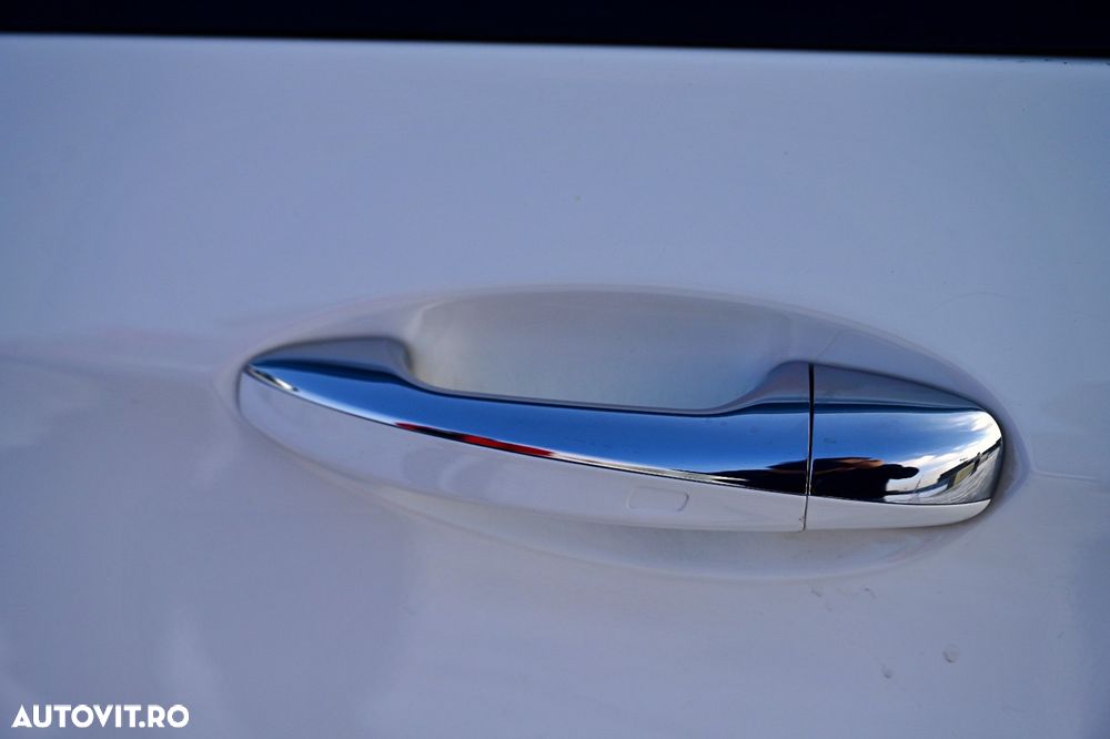 Mercedes-Benz E 300 4MATIC 9G-TRONIC AMG Line - 19