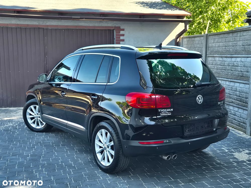Volkswagen Tiguan 2.0 TDI DPF 4Motion BlueMotion Technology Exclusive - 5