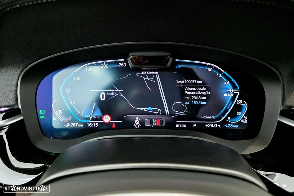 BMW 530 e Pack Desportivo M - 34