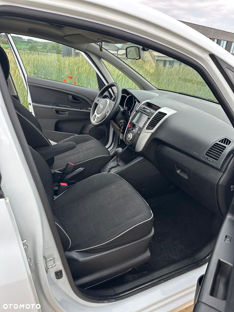 Kia Venga - 18