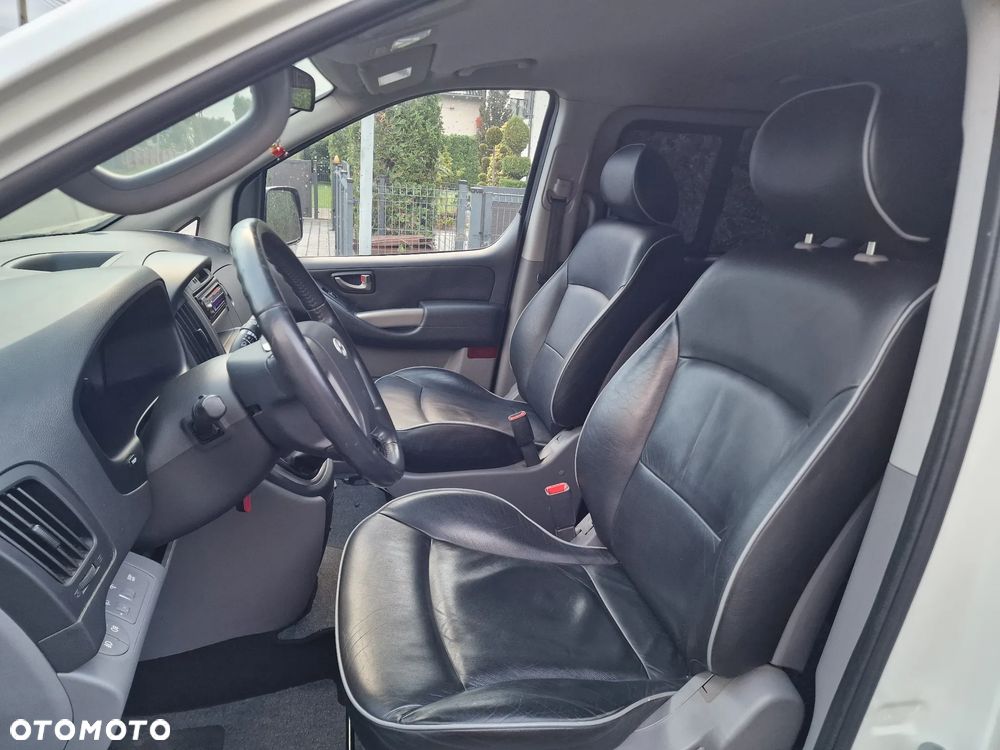 Hyundai H-1 2.5 CRDi Premium - 11
