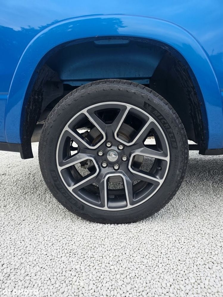 Dodge RAM 5.7 4x4 - 7