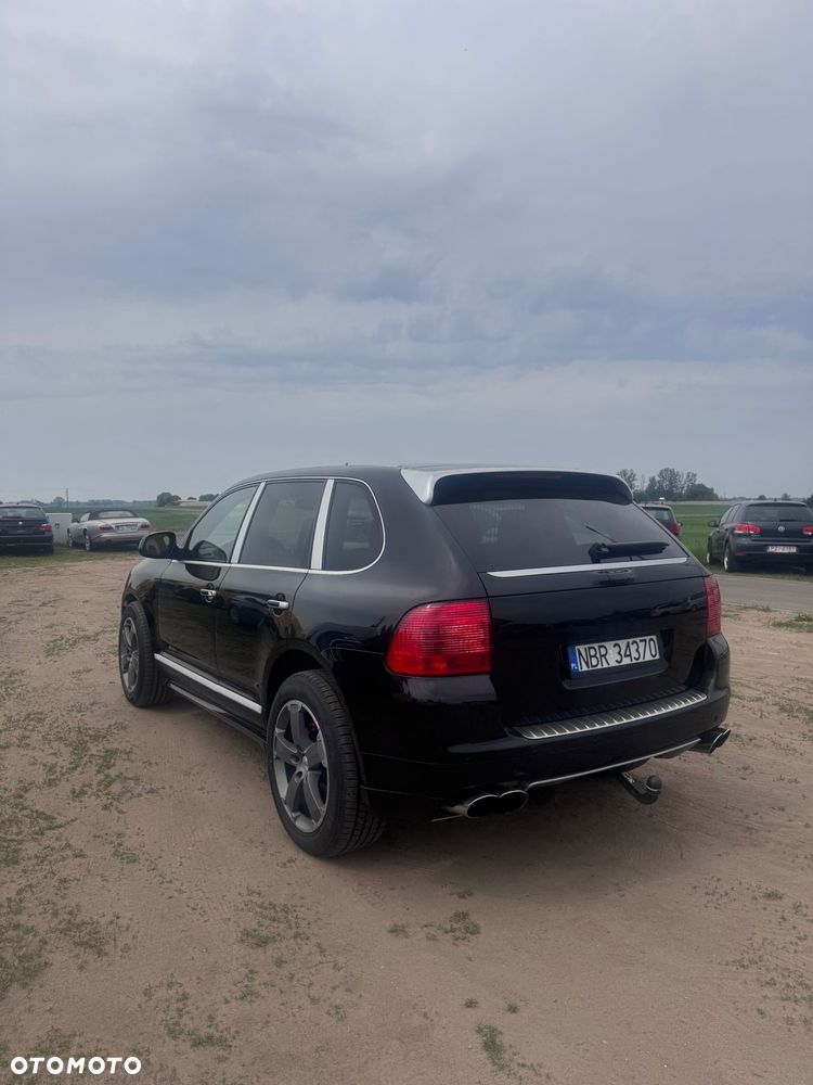 Porsche Cayenne - 3