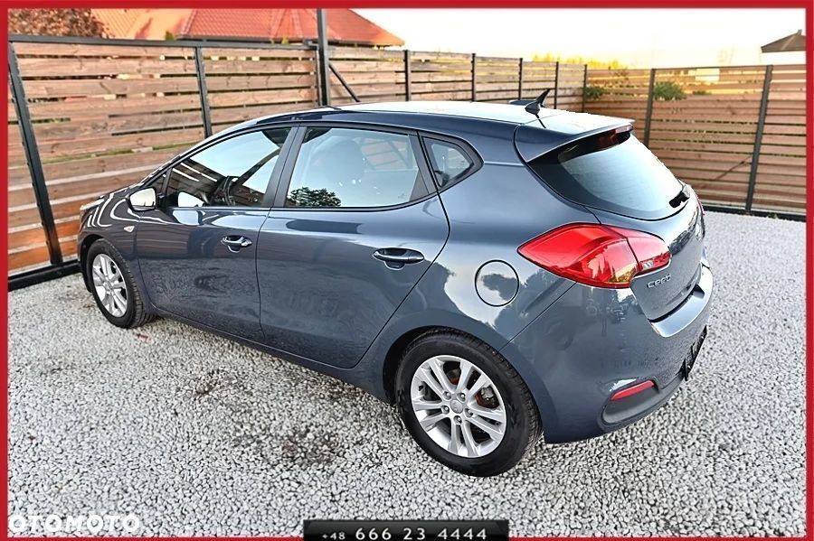 Kia Ceed 1.6 GDI Spirit - 10