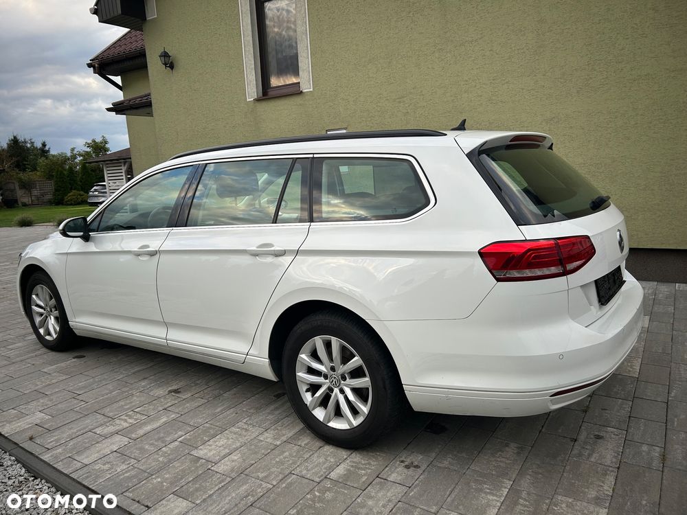 Volkswagen Passat 2.0 TDI (BlueMotion Technology) DSG Highline - 4