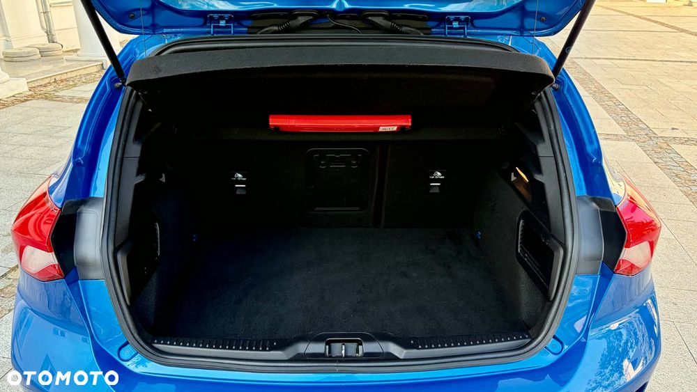 Ford Focus - 12